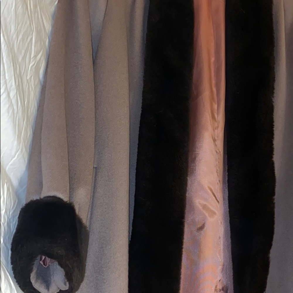 ❤️ ALORNA VANTAGE FUR COAT WOOL!!🌺🌺 - Picture 2 of 5